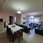 Modern Center Apartament Elbasan