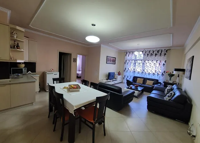 Modern Center Apartament Elbasan
